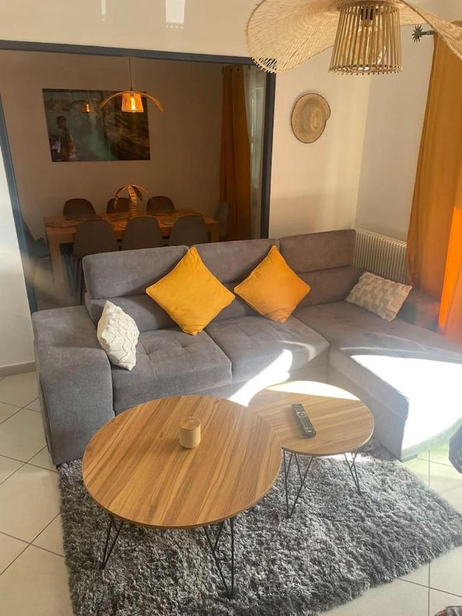 Appartement Proche Gare Tgv Nimes Exterior photo